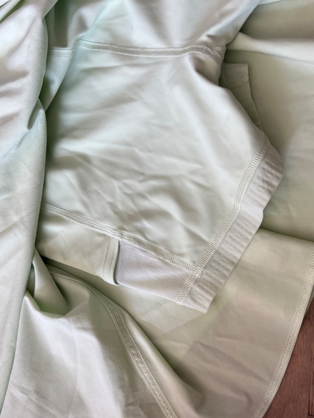 Lululemon Ice Green Skirted Shorts Size S with Pockets - Picture 3 of 7